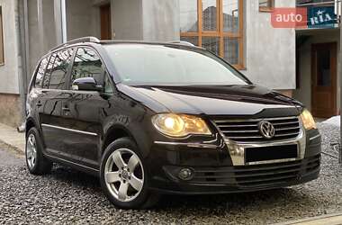 Минивэн Volkswagen Touran 2007 в Сваляве