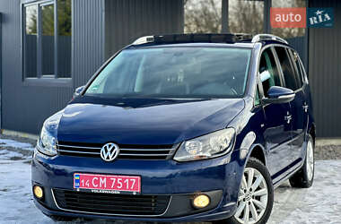 Минивэн Volkswagen Touran 2013 в Дрогобыче