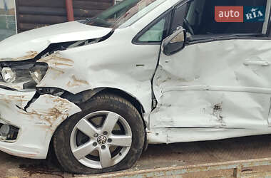 Мінівен Volkswagen Touran 2014 в Старокостянтинові