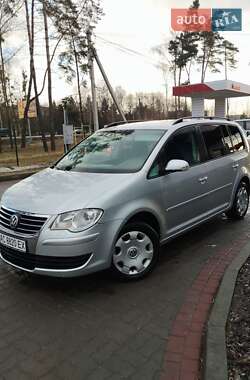 Минивэн Volkswagen Touran 2007 в Луцке
