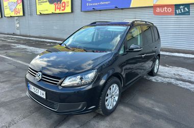 Мінівен Volkswagen Touran 2010 в Полтаві