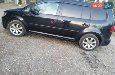 Минивэн Volkswagen Touran 2013 в Иршаве