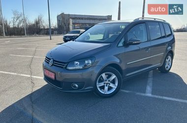 Минивэн Volkswagen Touran 2011 в Кривом Роге