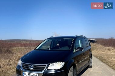 Минивэн Volkswagen Touran 2007 в Калуше