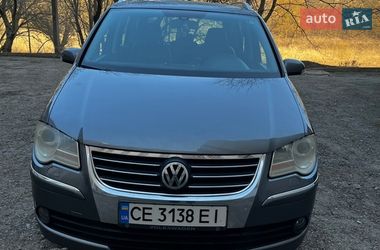 Минивэн Volkswagen Touran 2007 в Черновцах