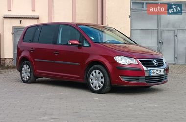 Мінівен Volkswagen Touran 2008 в Сарнах