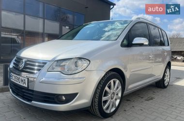 Минивэн Volkswagen Touran 2008 в Дрогобыче