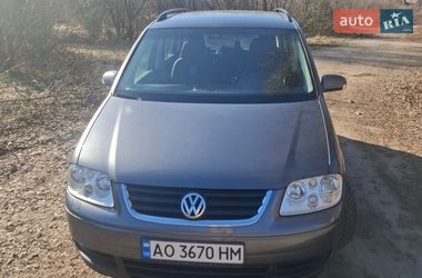 Минивэн Volkswagen Touran 2006 в Ужгороде