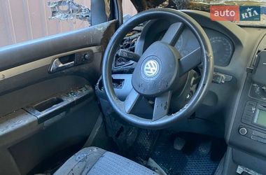 Минивэн Volkswagen Touran 2003 в Самборе