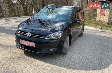 Мінівен Volkswagen Touran 2014 в Чернівцях