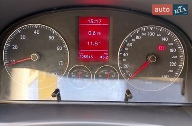 Мінівен Volkswagen Touran 2007 в Стрию