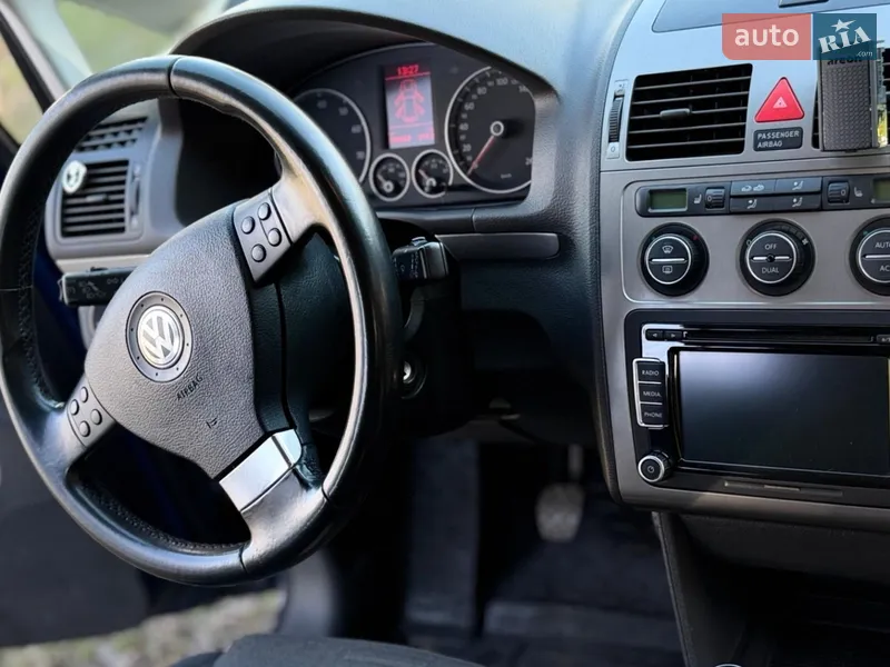 Volkswagen Touran 2009 VIN WVGZZZ1TZAW005025 фото оголошення 18 з 71