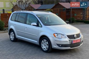 Минивэн Volkswagen Touran 2007 в Вознесенске