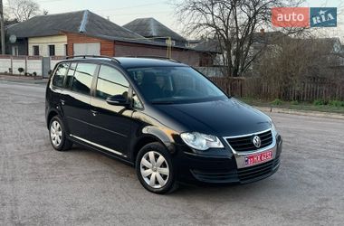 Минивэн Volkswagen Touran 2010 в Коростене