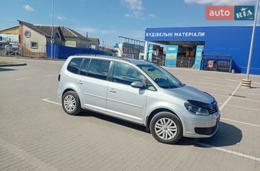 Минивэн Volkswagen Touran 2011 в Калуше