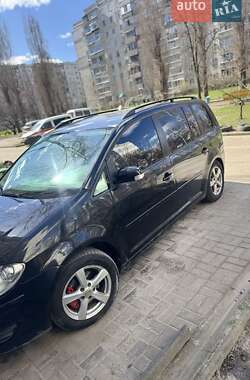 Мінівен Volkswagen Touran 2008 в Сумах