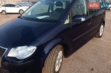 Минивэн Volkswagen Touran 2008 в Белой Церкви