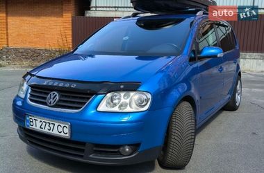 Мінівен Volkswagen Touran 2006 в Софіївській Борщагівці