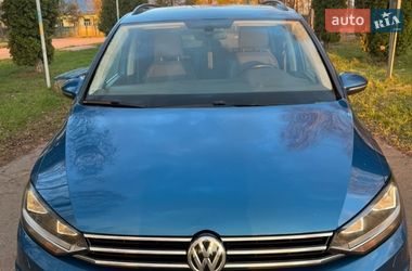 Микровэн Volkswagen Touran 2017 в Житомире