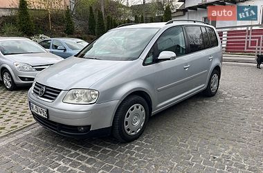 Минивэн Volkswagen Touran 2004 в Звягеле
