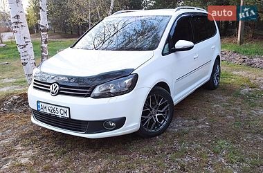 Минивэн Volkswagen Touran 2012 в Коростышеве