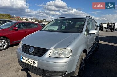 Минивэн Volkswagen Touran 2003 в Ровно