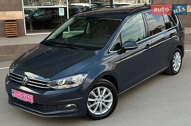 Микровэн Volkswagen Touran 2021 в Тернополе
