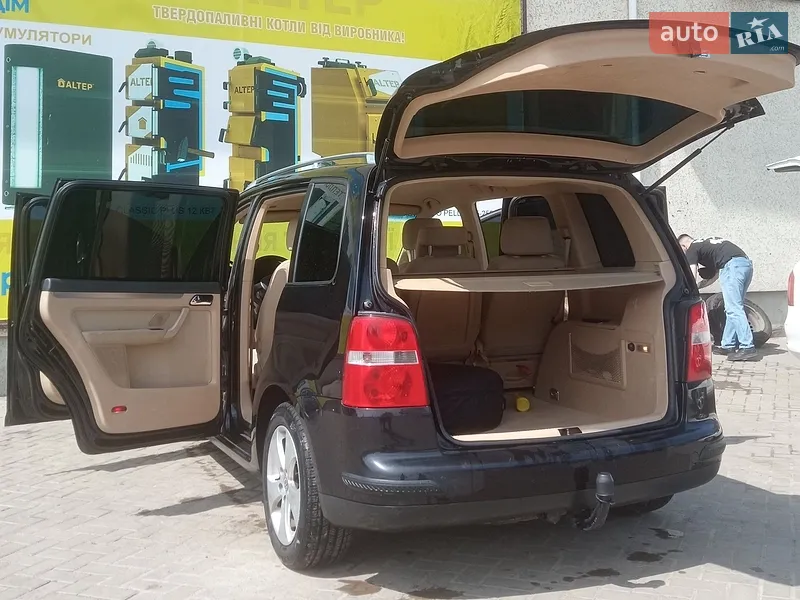 Volkswagen Touran 2003 VIN WVGZZZ1TZ4W020372 фото оголошення 2 з 72