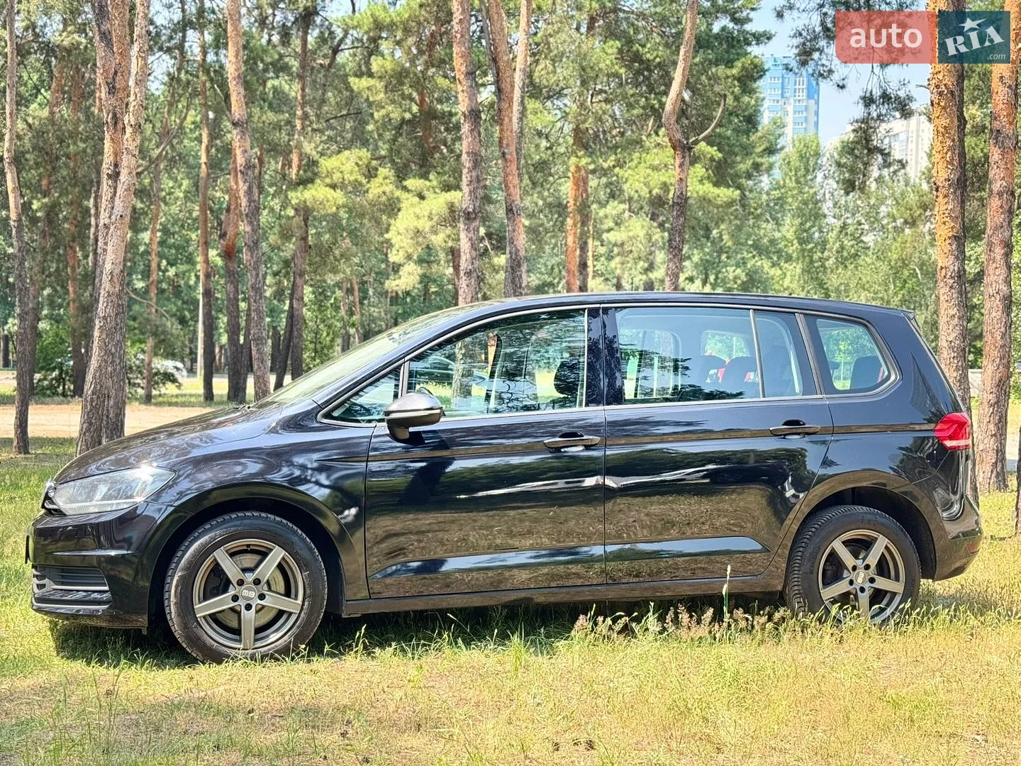 2016 Volkswagen Touran - мініатюра 3