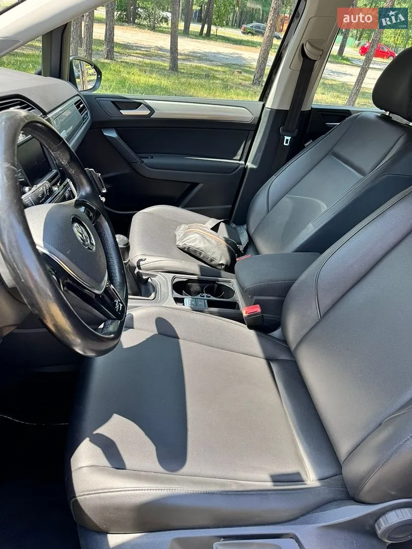 2016 Volkswagen Touran - мініатюра 13