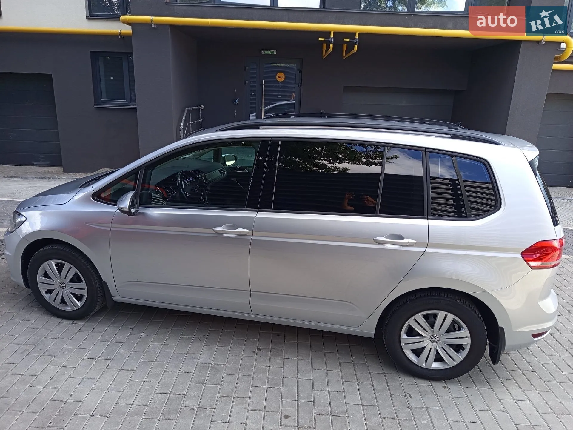 2016 Volkswagen Touran - мініатюра 16