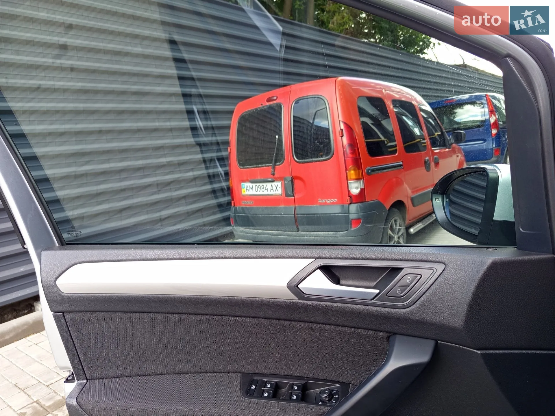 2016 Volkswagen Touran - мініатюра 38