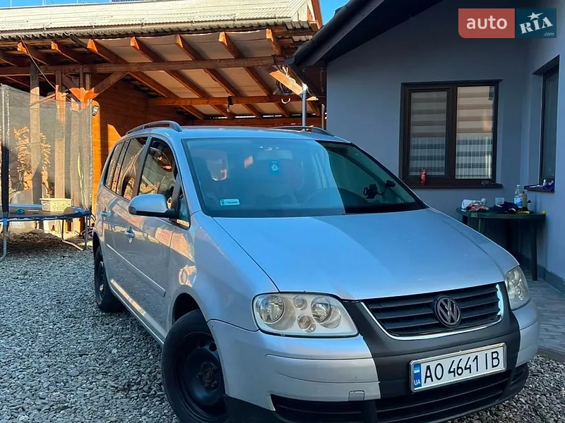 Volkswagen Touran