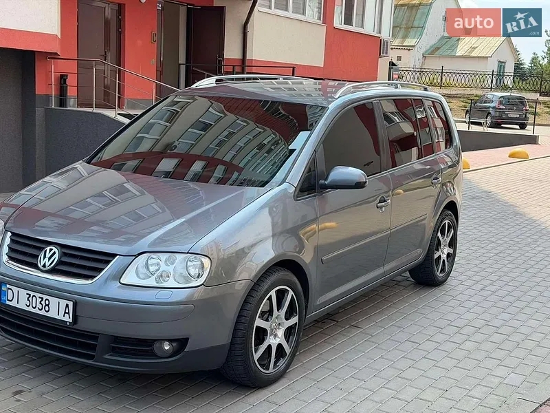 Volkswagen Touran