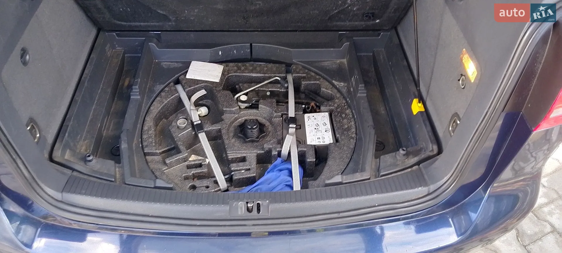 2012 Volkswagen Touran - мініатюра 31