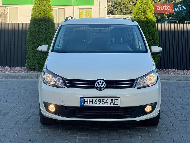 Volkswagen Touran 2014