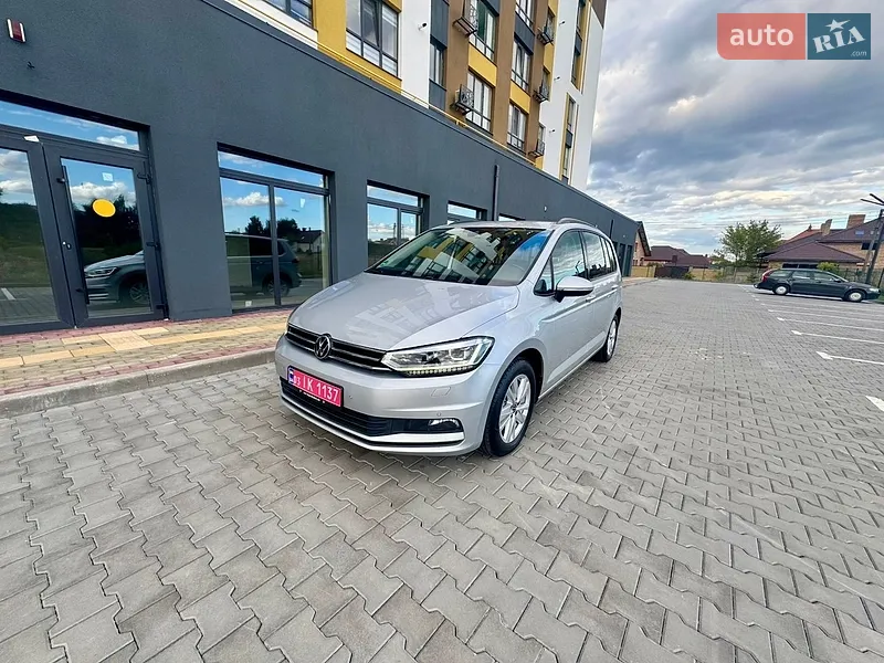 Volkswagen Touran