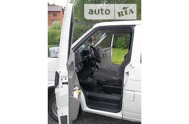 Минивэн Volkswagen Transporter 2000 в Сколе