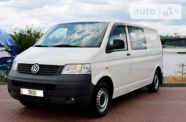 Минивэн Volkswagen Transporter 2008 в 