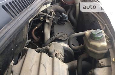 Минивэн Volkswagen Transporter 2004 в 