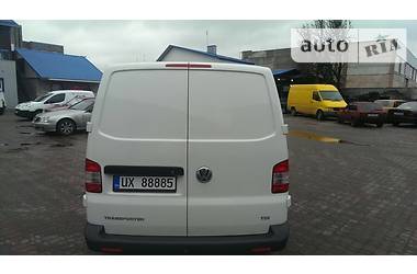 Грузопассажирский фургон Volkswagen Transporter 2012 в Ровно