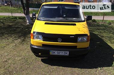  Volkswagen Transporter 2000 в Ровно