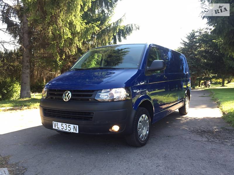  Volkswagen Transporter 2015 в Ровно