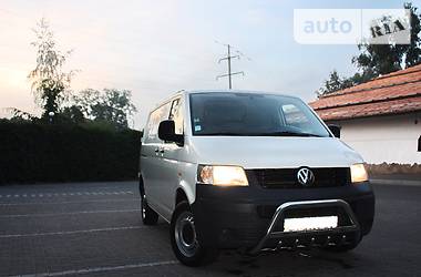 Грузопассажирский фургон Volkswagen Transporter 2007 в Кременчуге