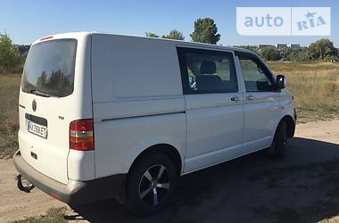 Грузопассажирский фургон Volkswagen Transporter 2004 в Харькове