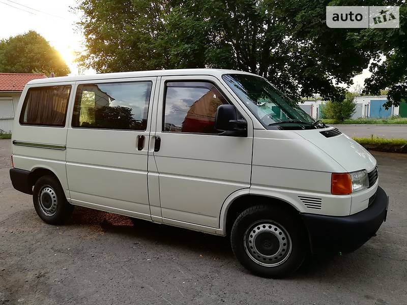 Минивэн Volkswagen Transporter 2002 в Ровно