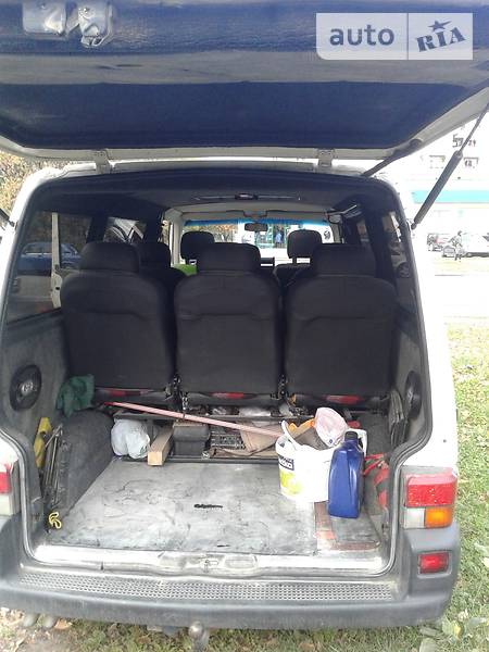 Вантажопасажирський фургон Volkswagen Transporter 1999 в Львові