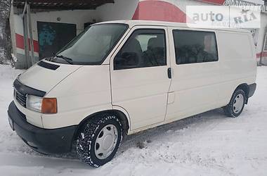 Грузопассажирский фургон Volkswagen Transporter 2001 в Глухове