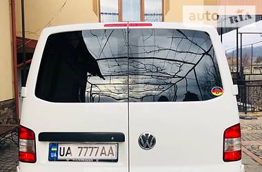 Минивэн Volkswagen Transporter 2015 в Иршаве