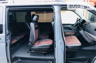 Минивэн Volkswagen Transporter 2015 в Иршаве